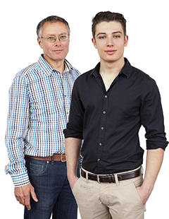 Inhaber Hermann Pfannenschwarz und Jörg Pfannenschwarz stehen für die beste Qualität ihrer Direktfruchtsäfte ein